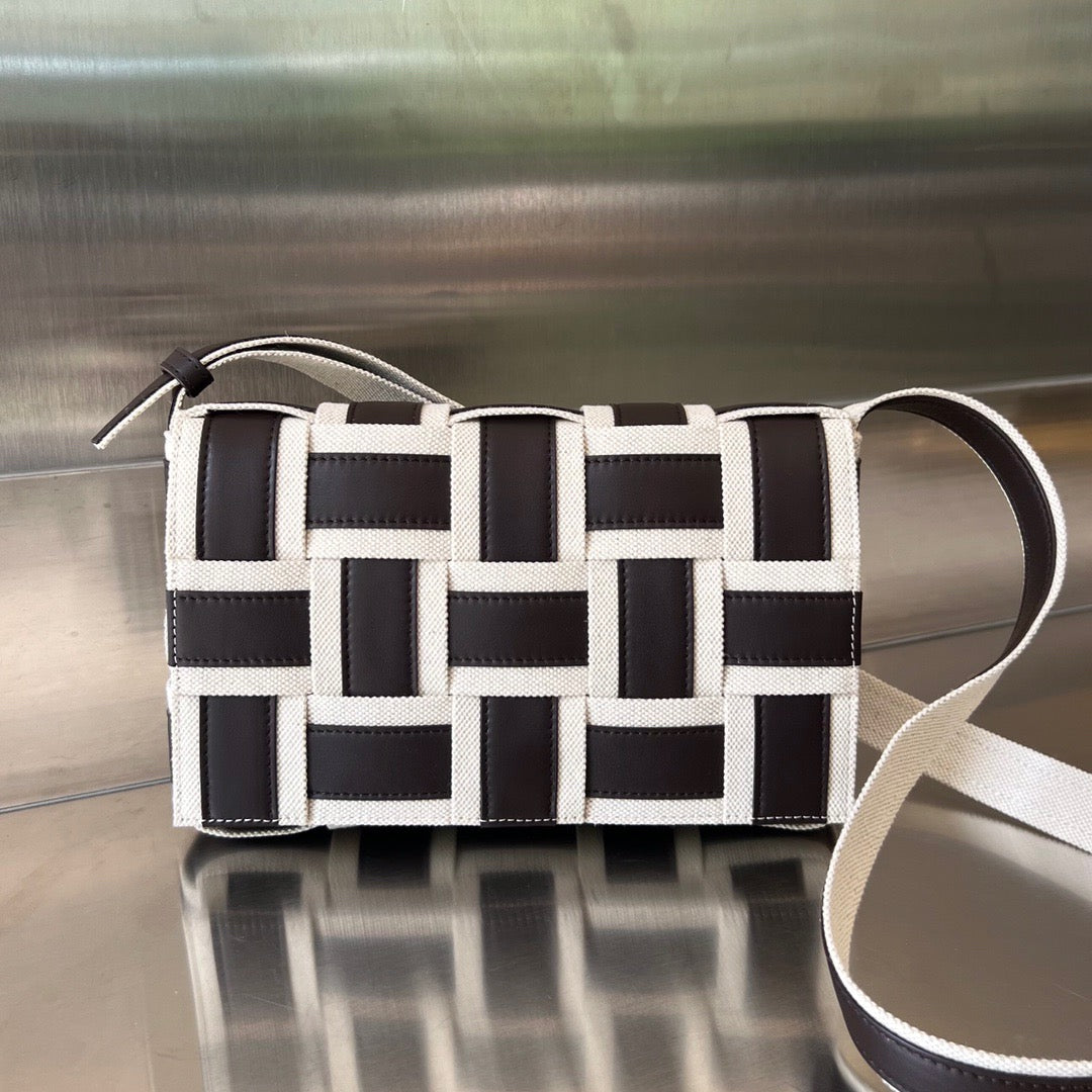 BV Messenger Bag