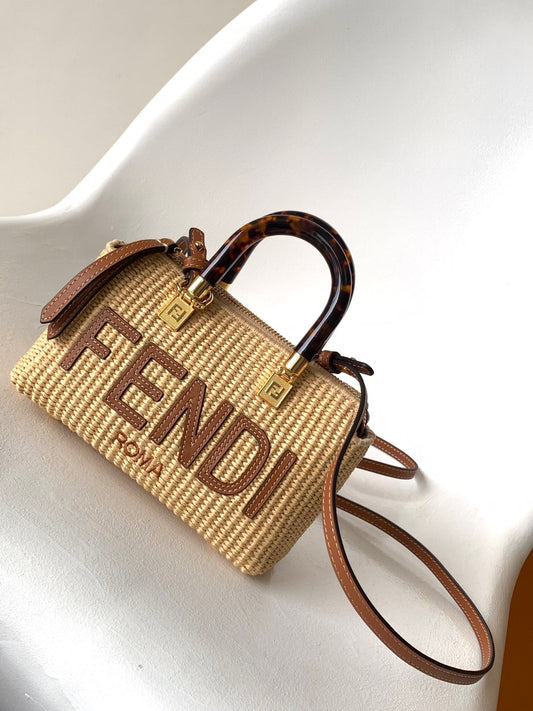 FEN Boston Mini Sling