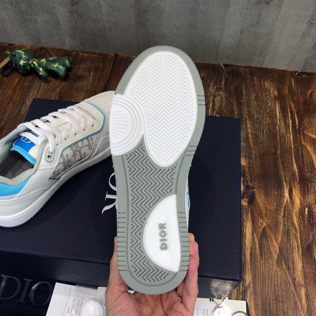 DIO Sneakers