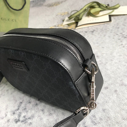 GUC Messenger Bag