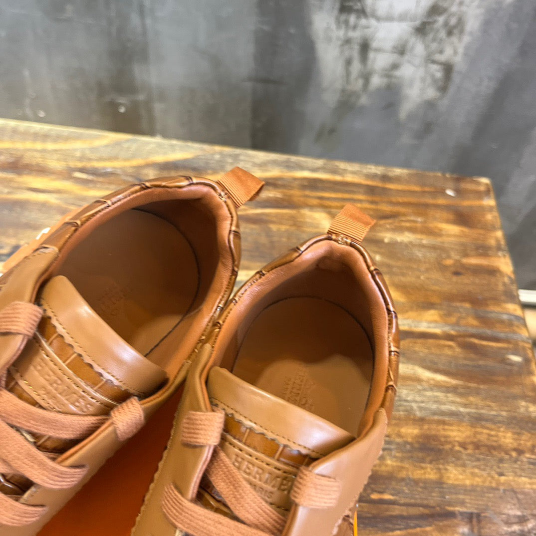HERM Sneakers