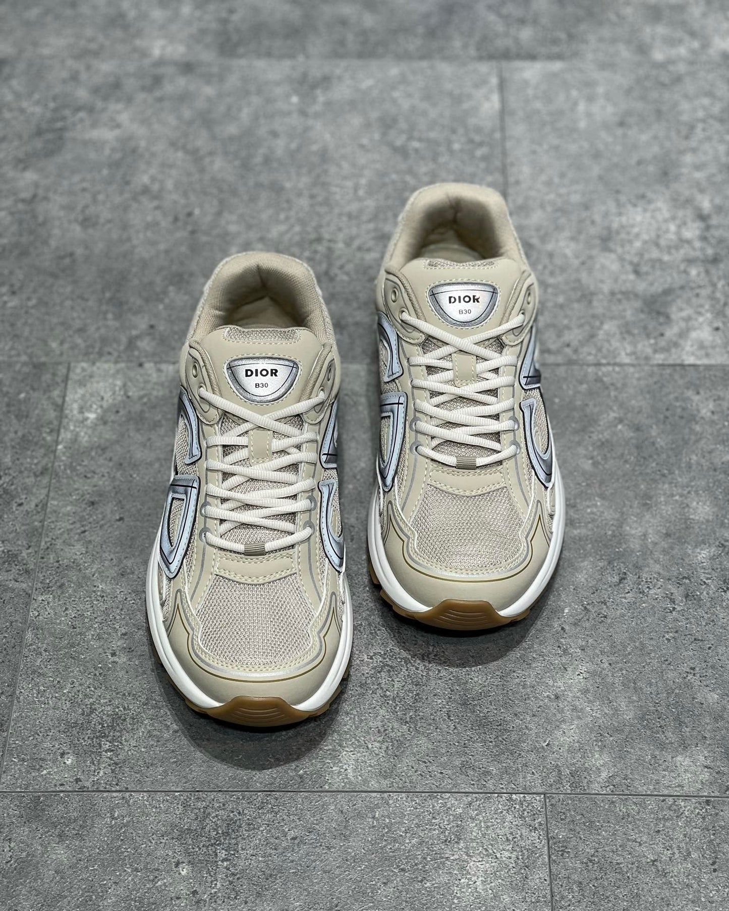DIO Sneakers
