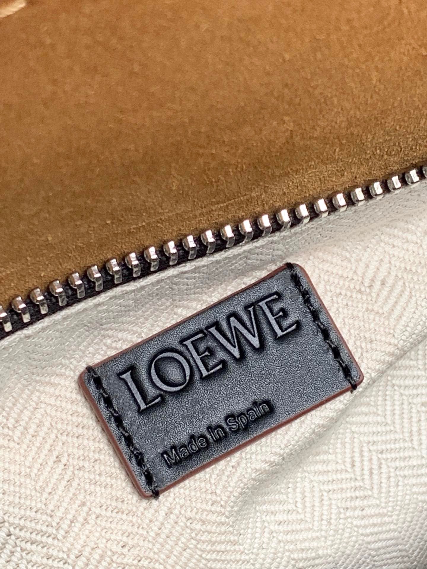LO Puzzle Bag
