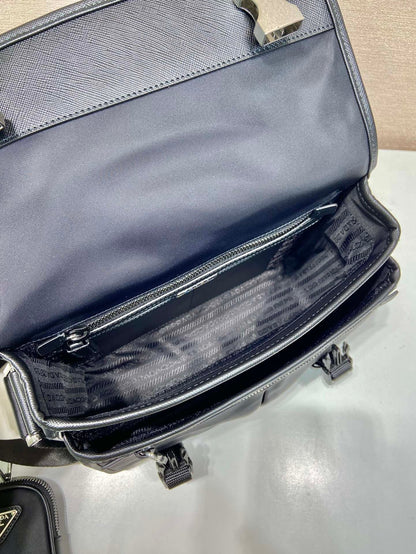 PRA Messenger Bag