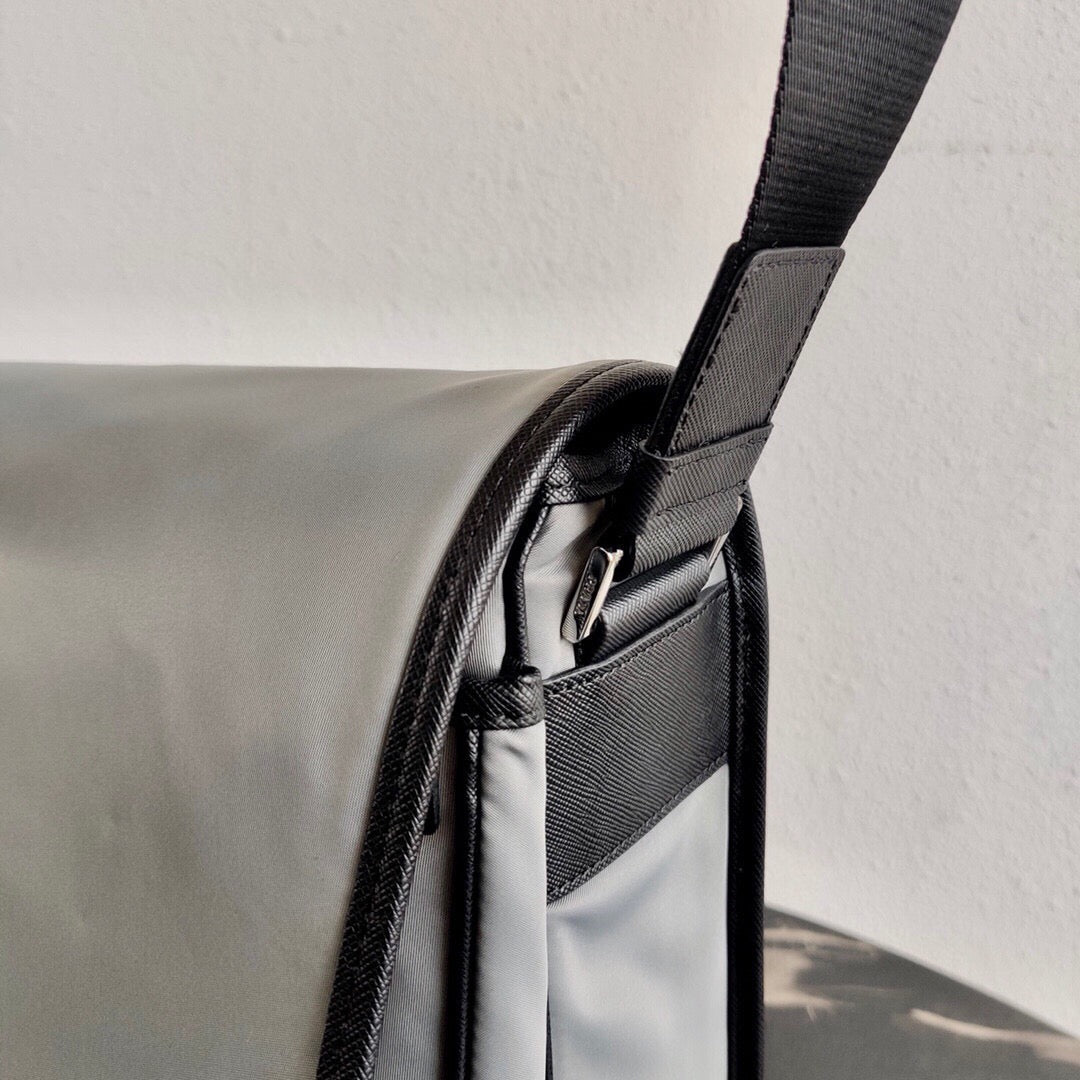 PRA Messenger Bag