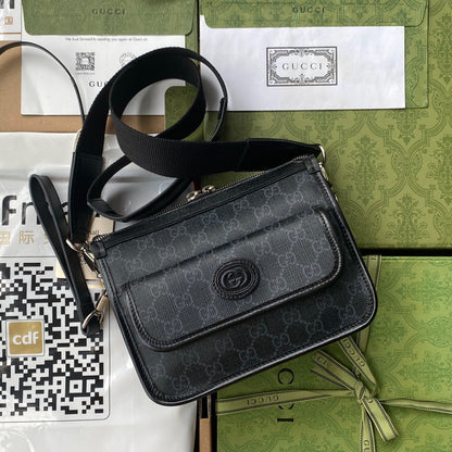 GUC Messenger Bag