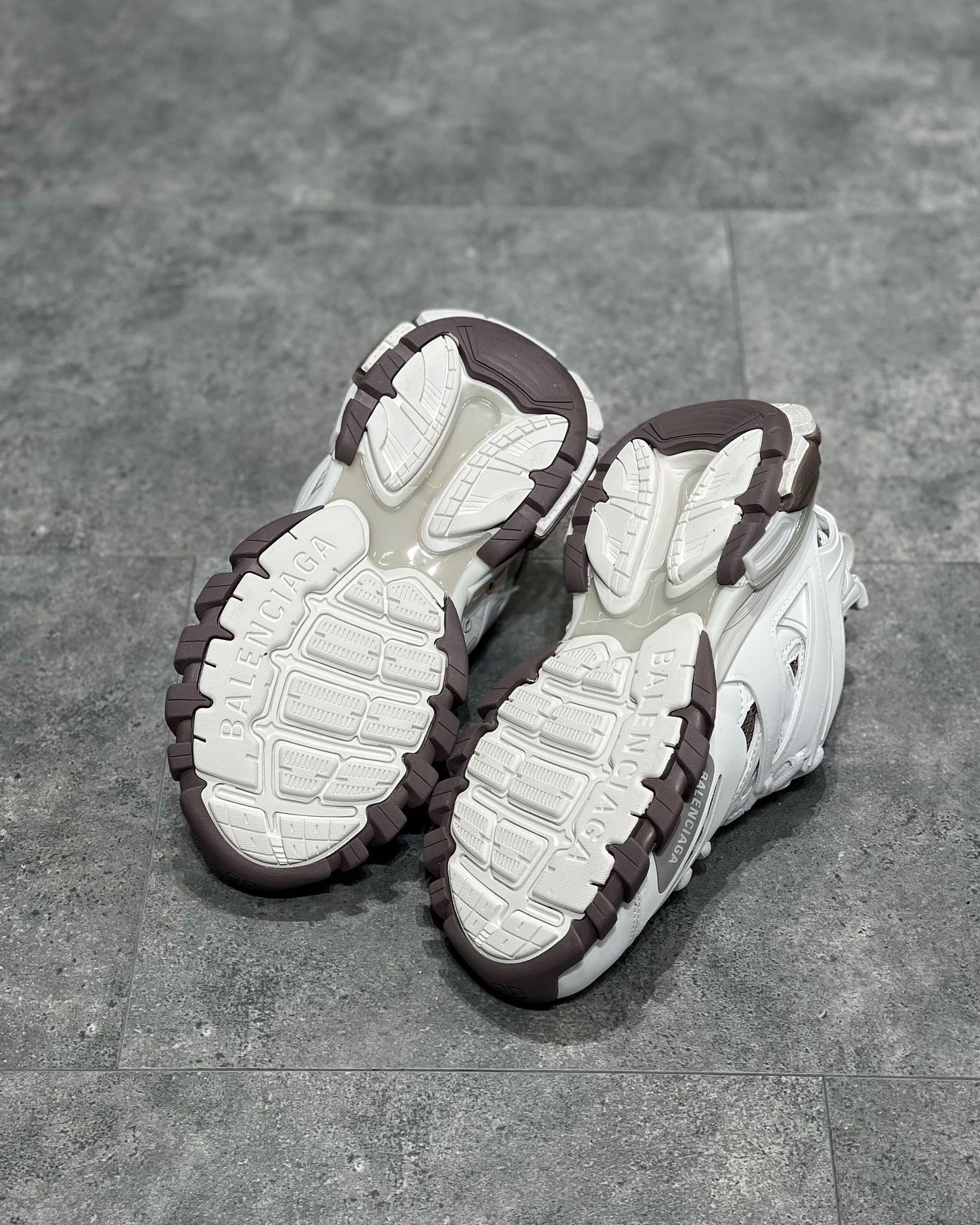 BLCG Sneakers