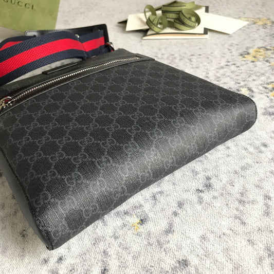 GUC Messenger Bag