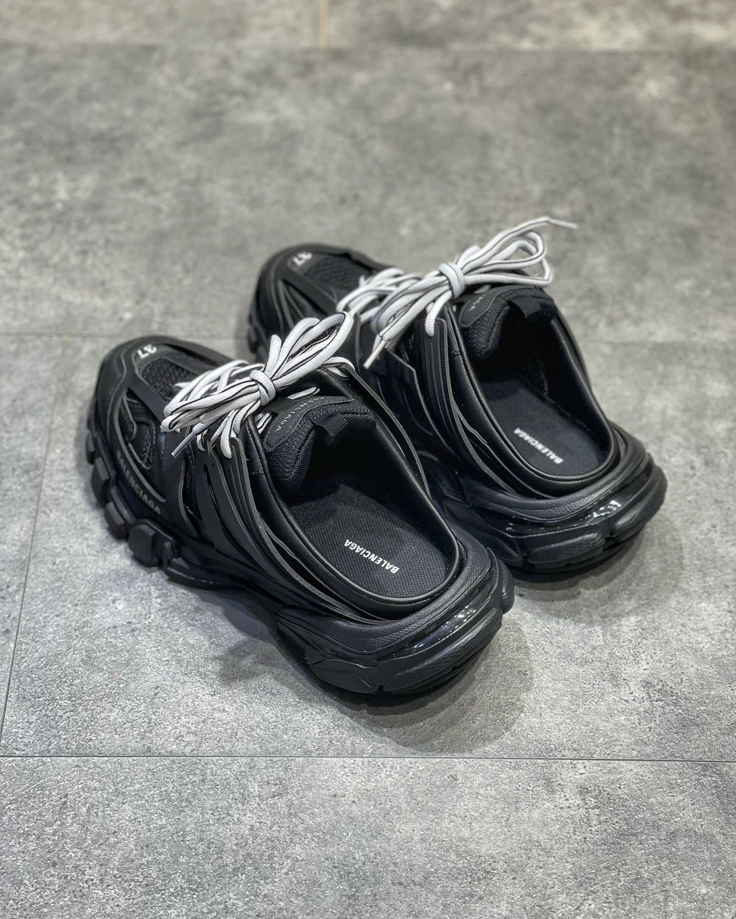 BLCG Sneakers
