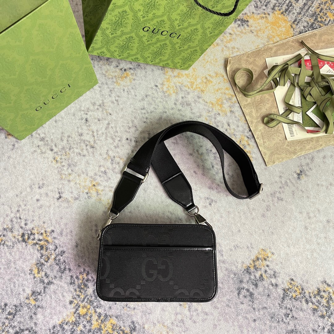 GUC Messenger Bag