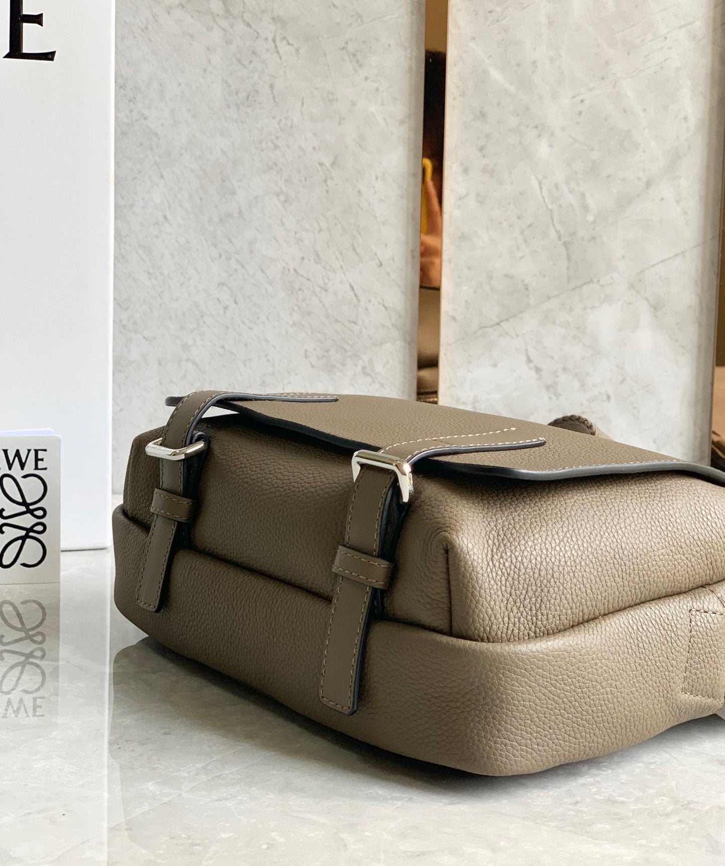 LO Messenger Bag