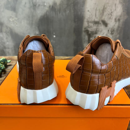 HERM Sneakers