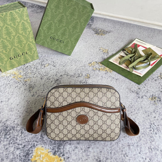 GUC Messenger Bag