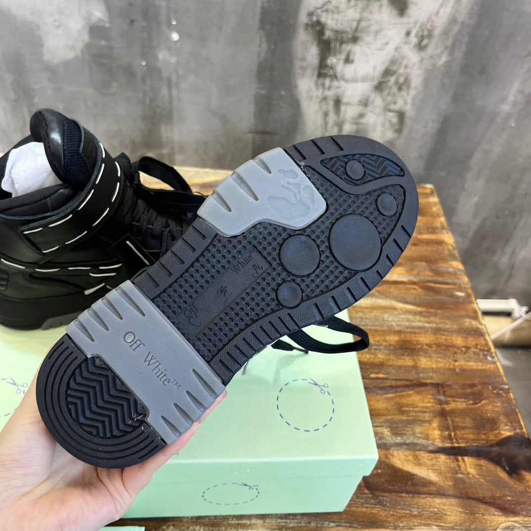 Off-White Sneakers