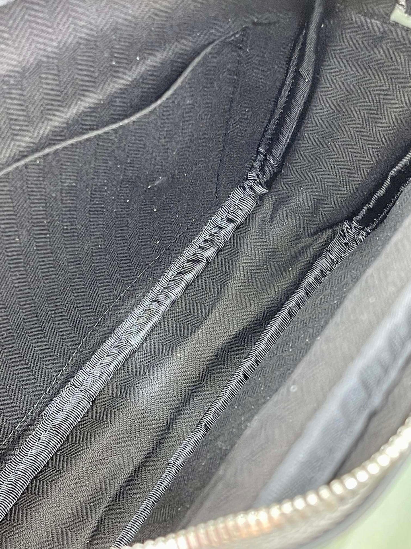 LO Messenger Bag