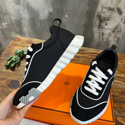 HERM Sneakers