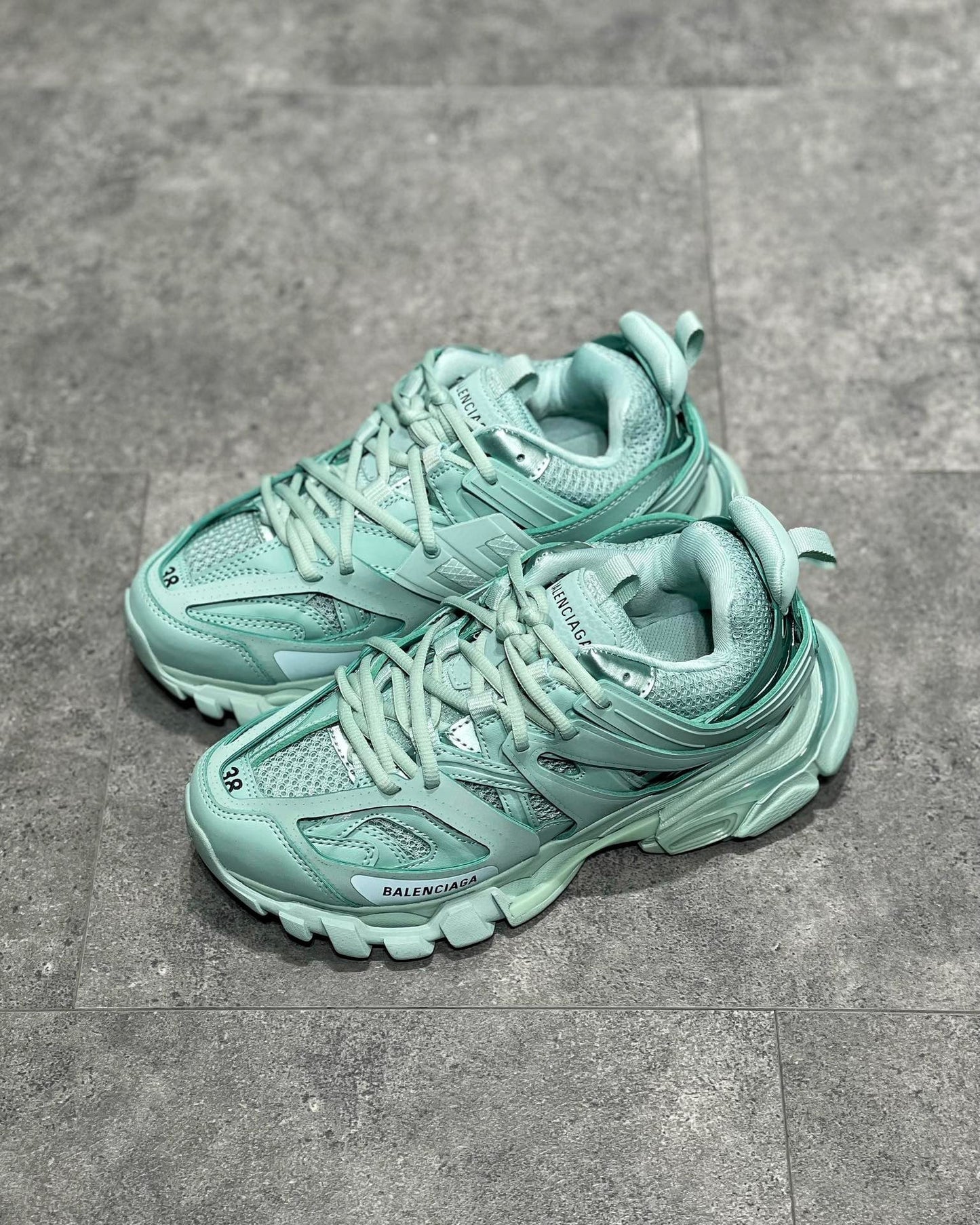BLCG Sneakers