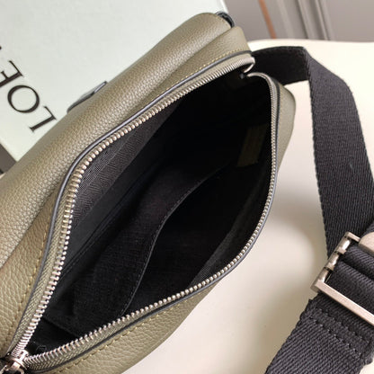 LO Messenger Bag