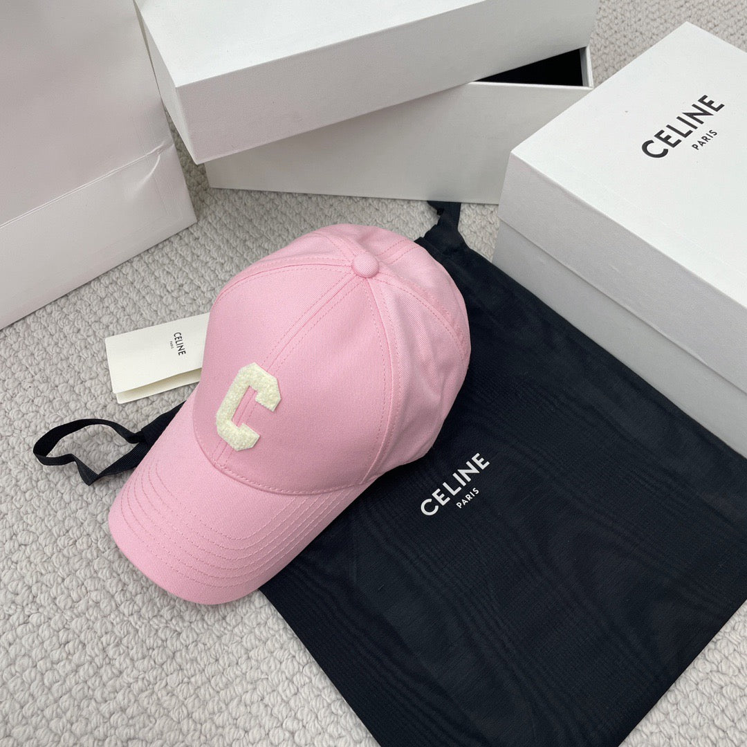 Caps