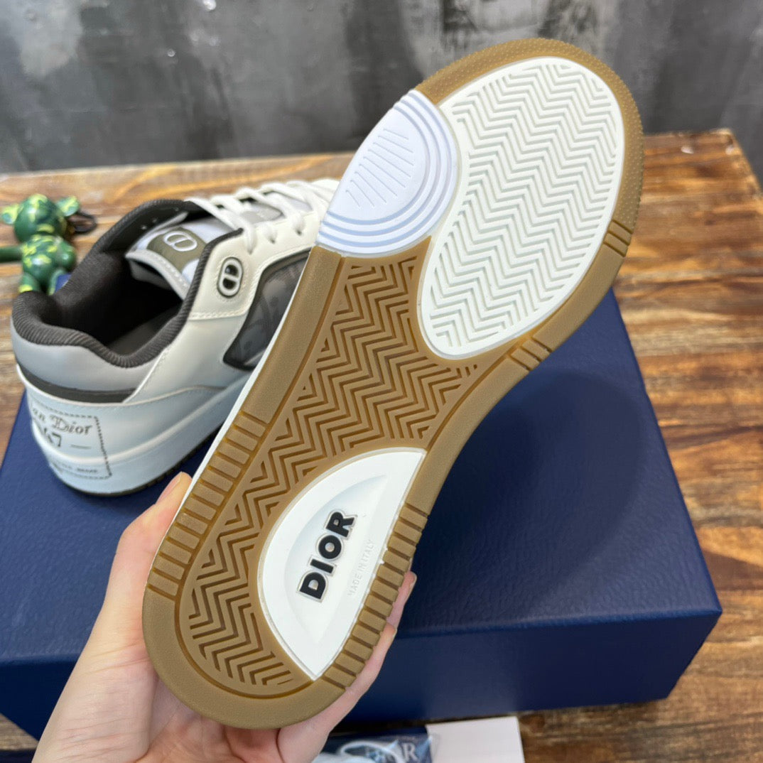 DIO Sneakers