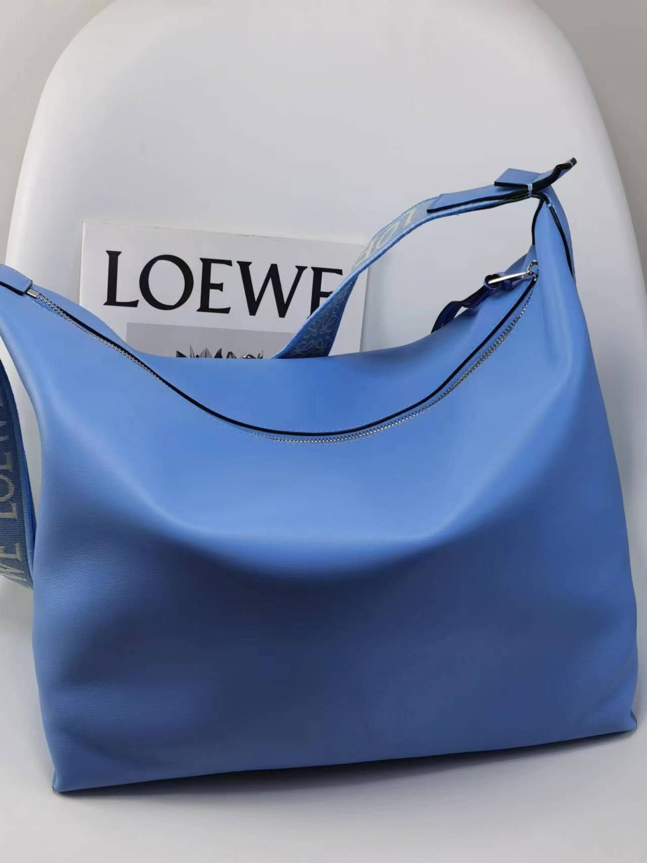 LO Messenger Bag