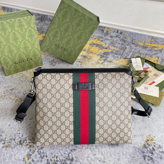 GUC Messenger Bag