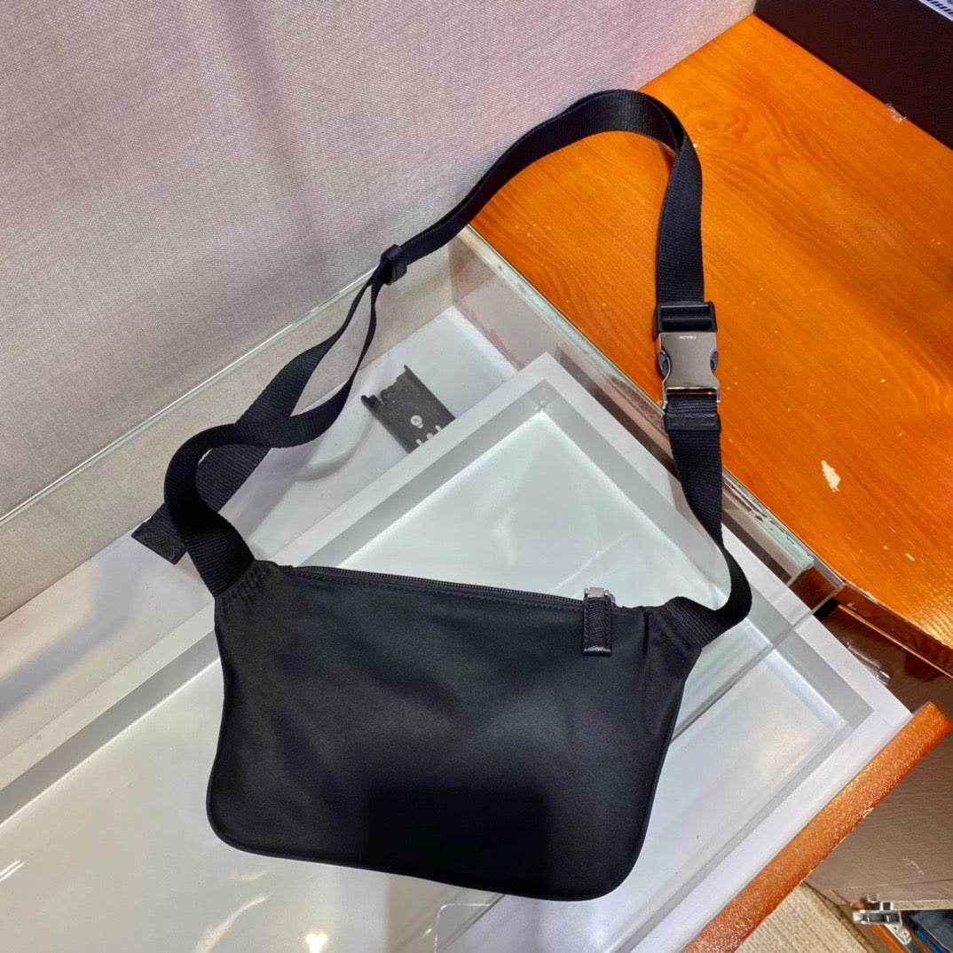 PRA Cross Body Bag