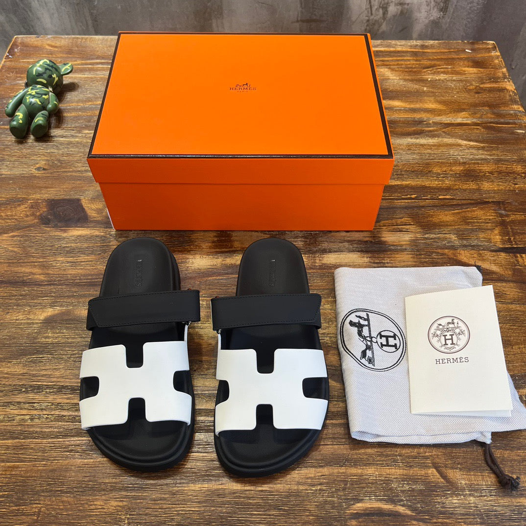 HERM Sandal