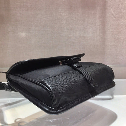 PRA Cross Body Bag