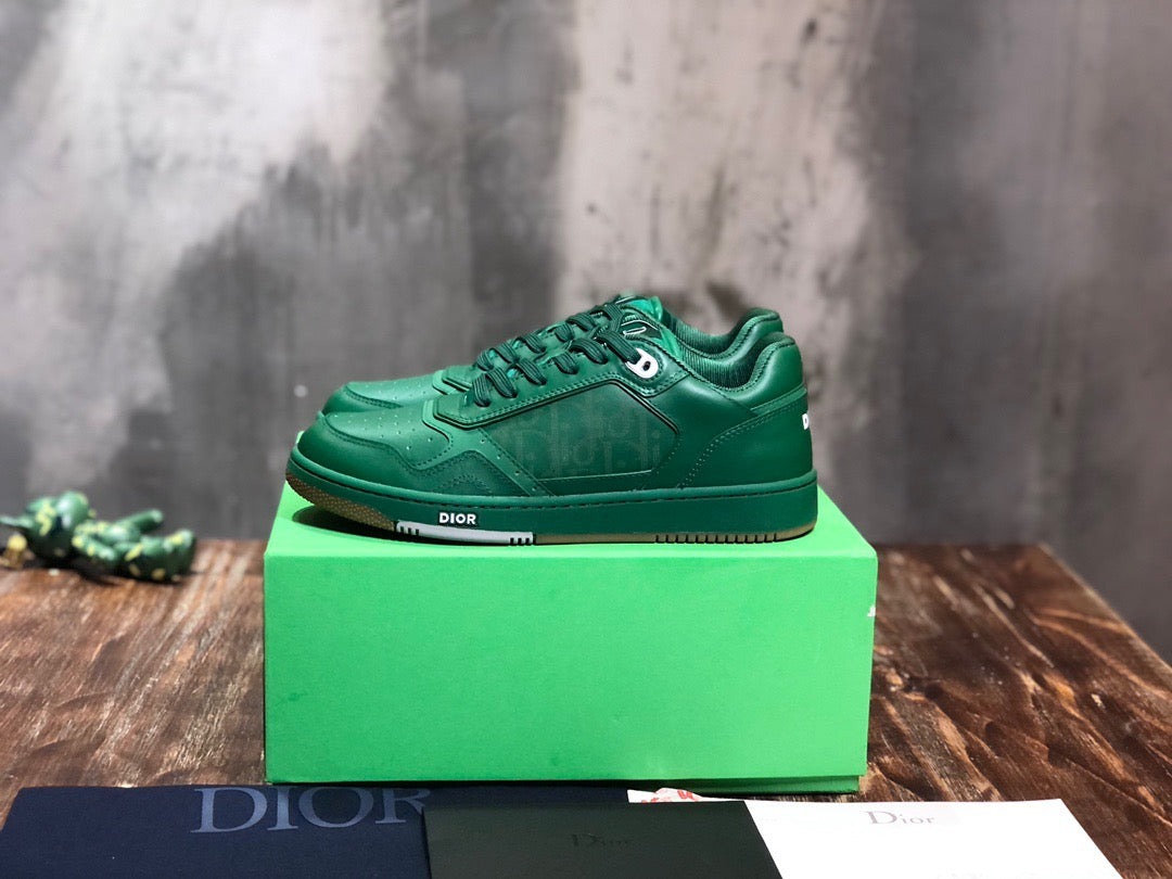 DIO Sneakers