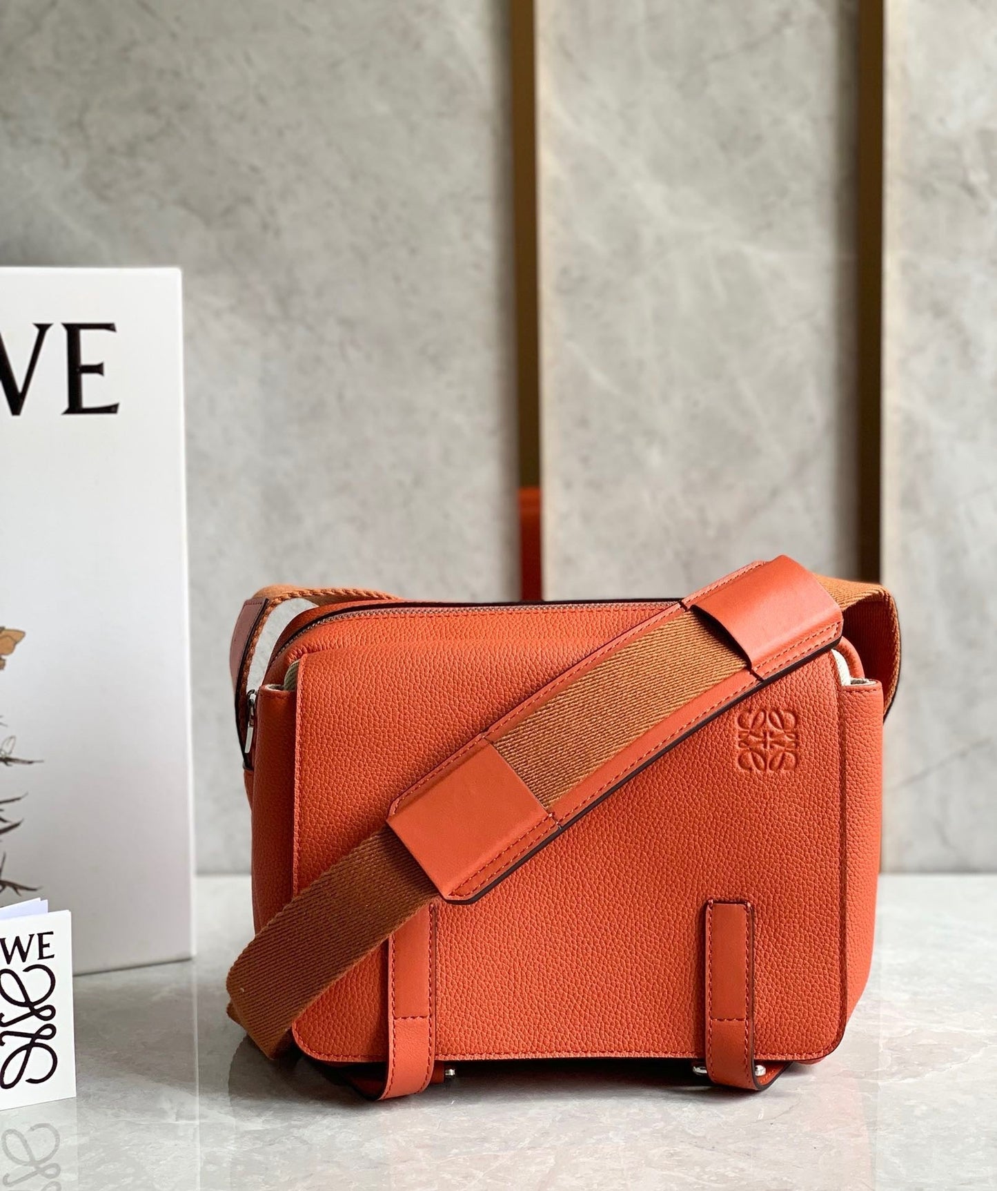 LO Messenger Bag