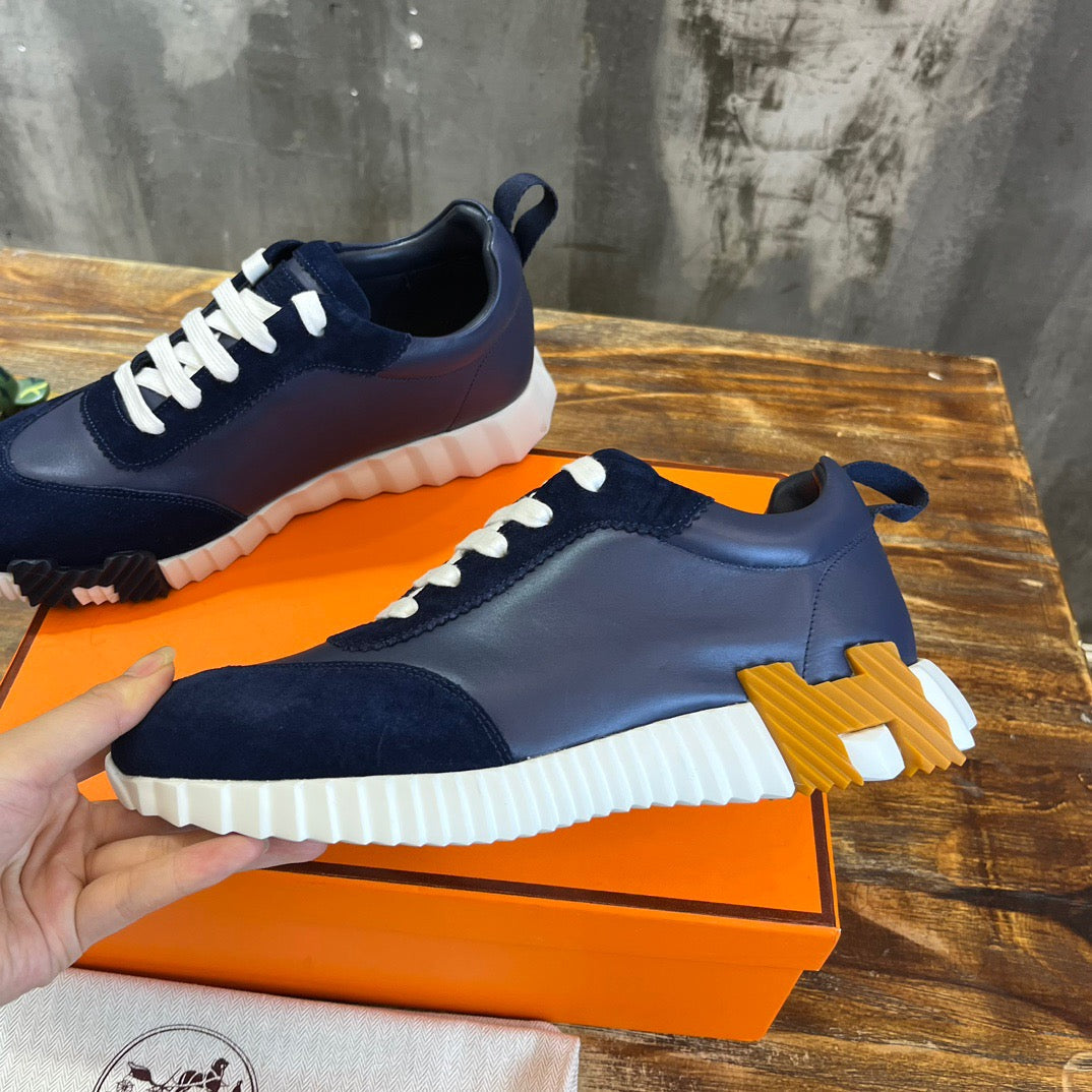 HERM Sneakers