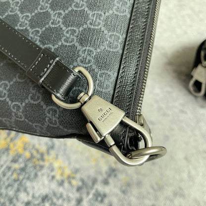 GUC Clutch Bag
