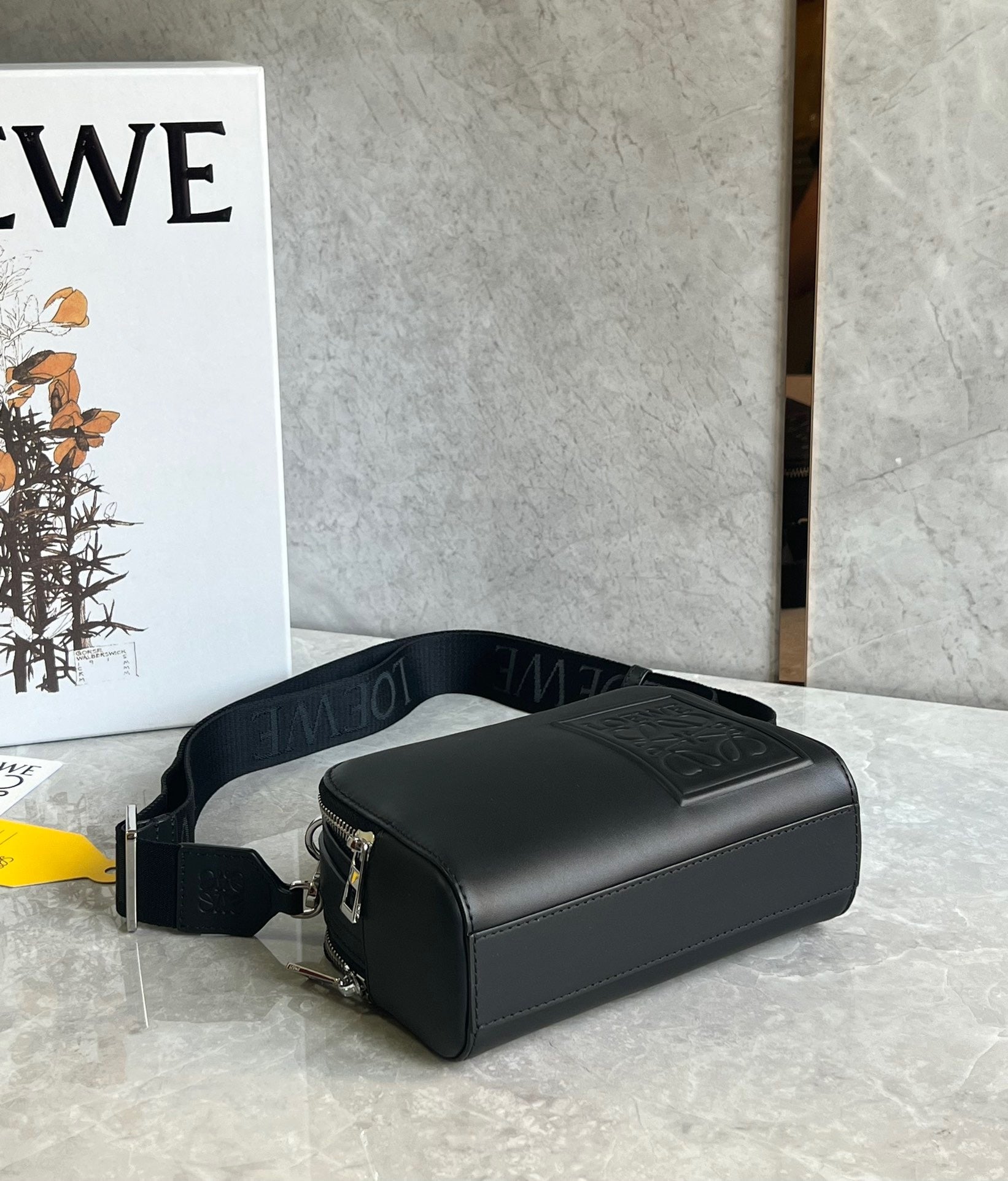 LO Messenger Bag