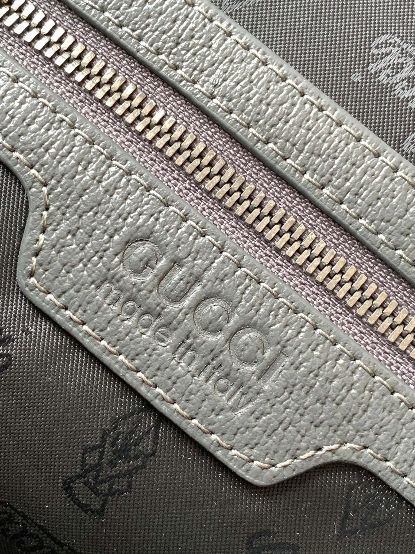 GUC Messenger Bag
