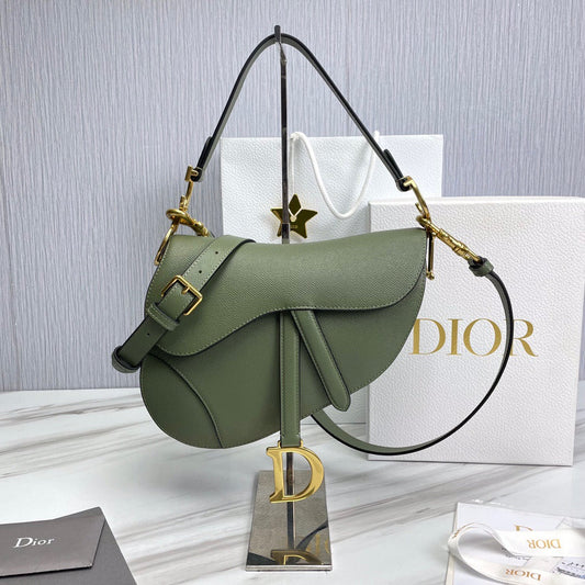 DIO Saddle