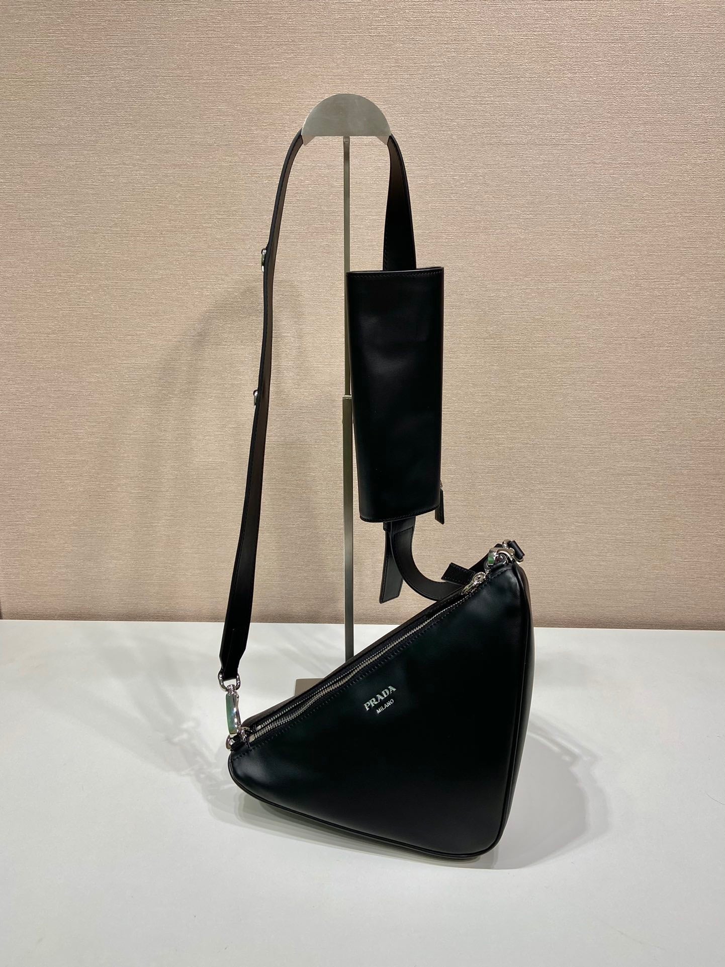 PRA Cross Body Bag