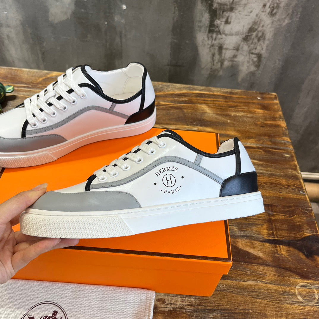 HERM Sneakers