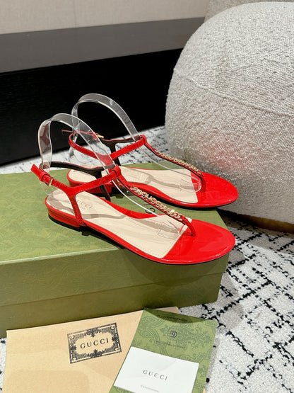THONG SANDAL IN CANDY RED CALFSKIN WITH GOLD HARDWARE