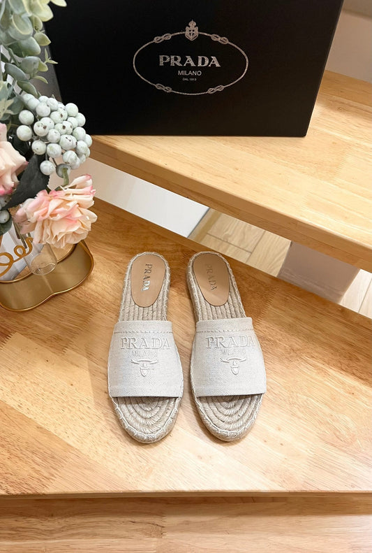 PRA CROCHET SLIPPERS CREAMY WHITE LINEN FABRIC