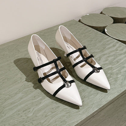 HIGH PUMP 45MM IN WHITE CALFSKIN WITH BLACK STRAPS