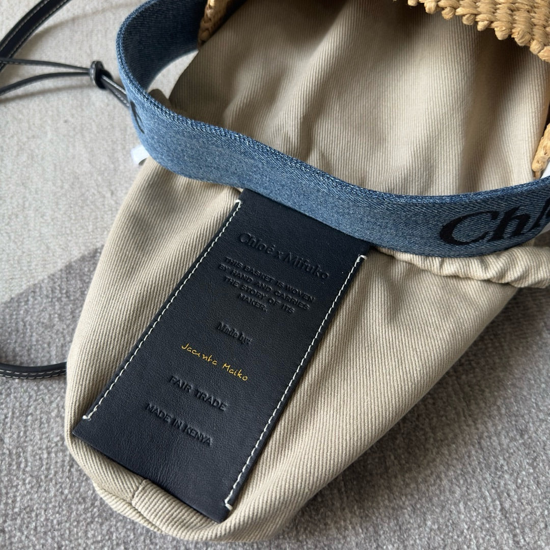 SMALL WOODY BASKET 17 IN NATURAL FIBERS BLUE DENIM BLACK CALFSKIN