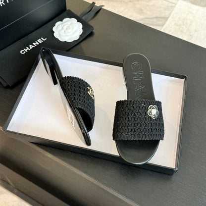 CC BLACK WOVEN FLAT SLIPPERS
