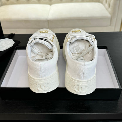 BIG-HEAD COOKIE SHOES IN WHITE LAMBSKIN
