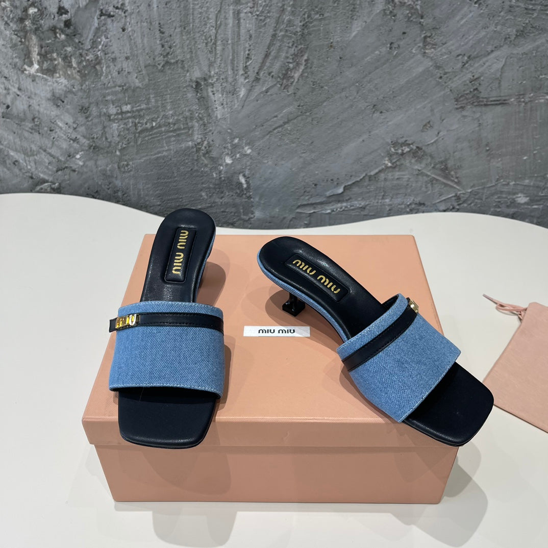 BLACK HIGH HEEL WITH BLUE STRAPS AND BLACK BELT