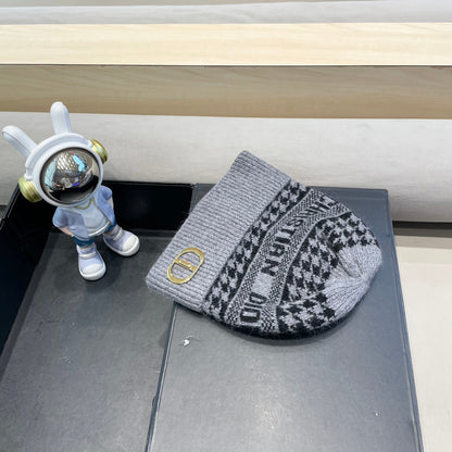 KNITTED BEANIE HAT IN GRAY CASHMERE WOOL 422482