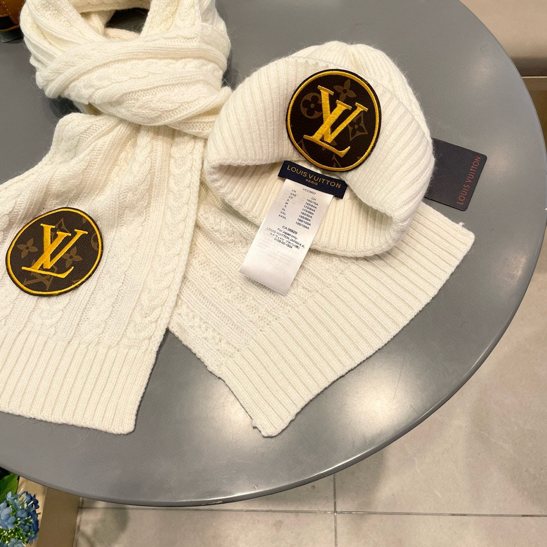 SET SCARF AND HAT IN BEIGE WOOL 434611