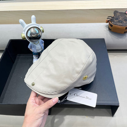 BAKER BOY HAT IN IVORY BEIGE LEATHER 436768