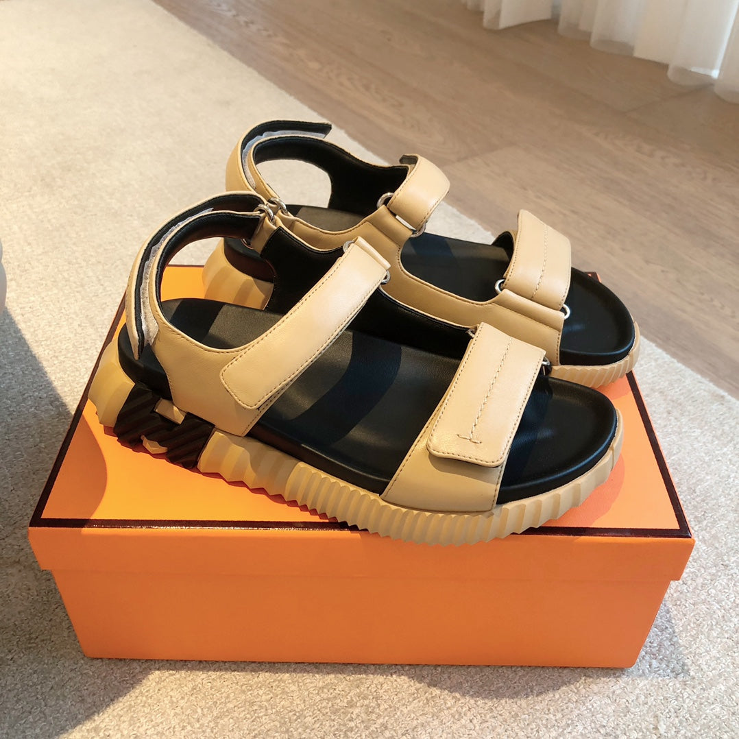 DAD SANDALS IN TUSCAN BEIGE CALFSKIN AND RUBBER