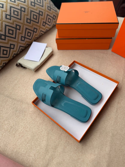 0RAN SANDALS IN SAPPHIRE BLUE CALFSKIN